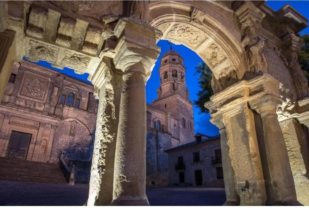 Alojamiento Vival Pineda Baeza Spain